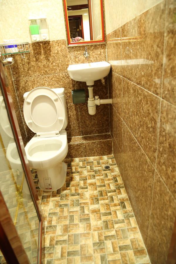 Euro Hostel Hong Kong Esterno foto