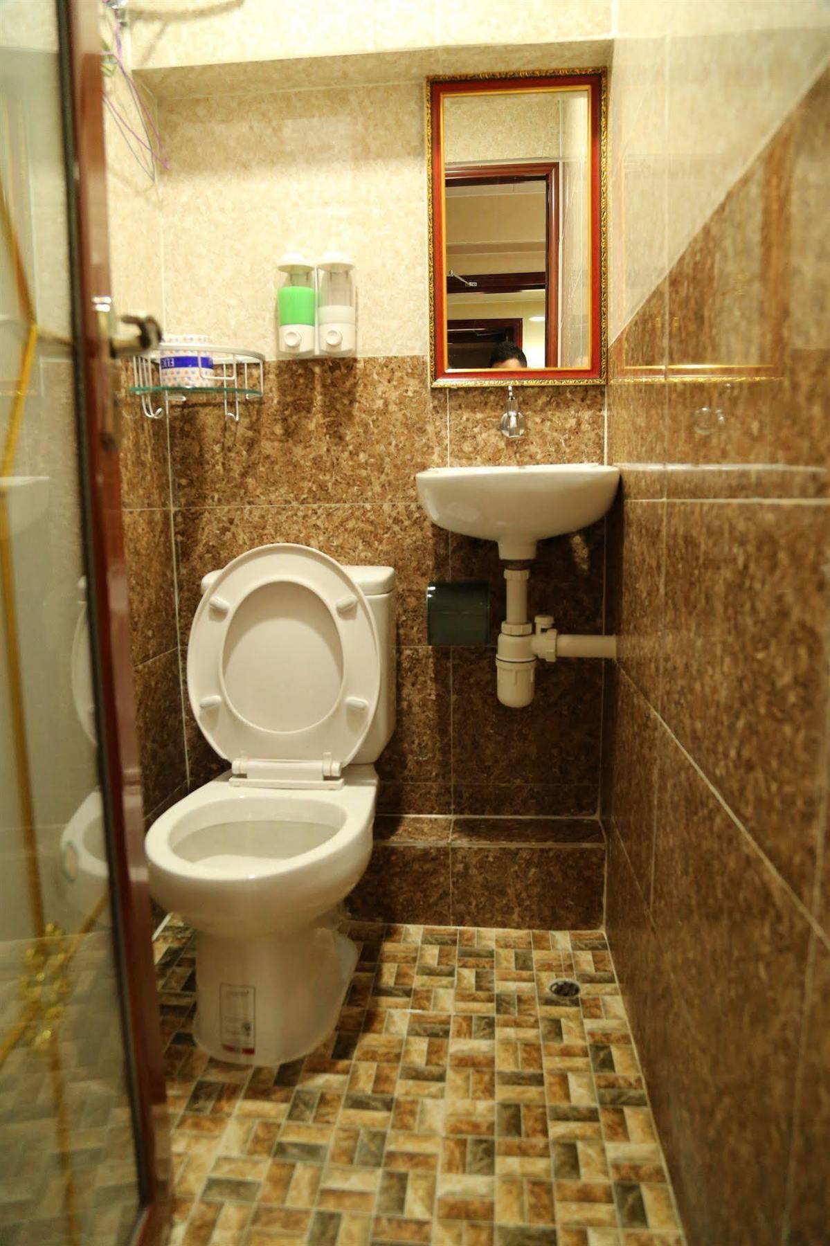Euro Hostel Hong Kong Esterno foto