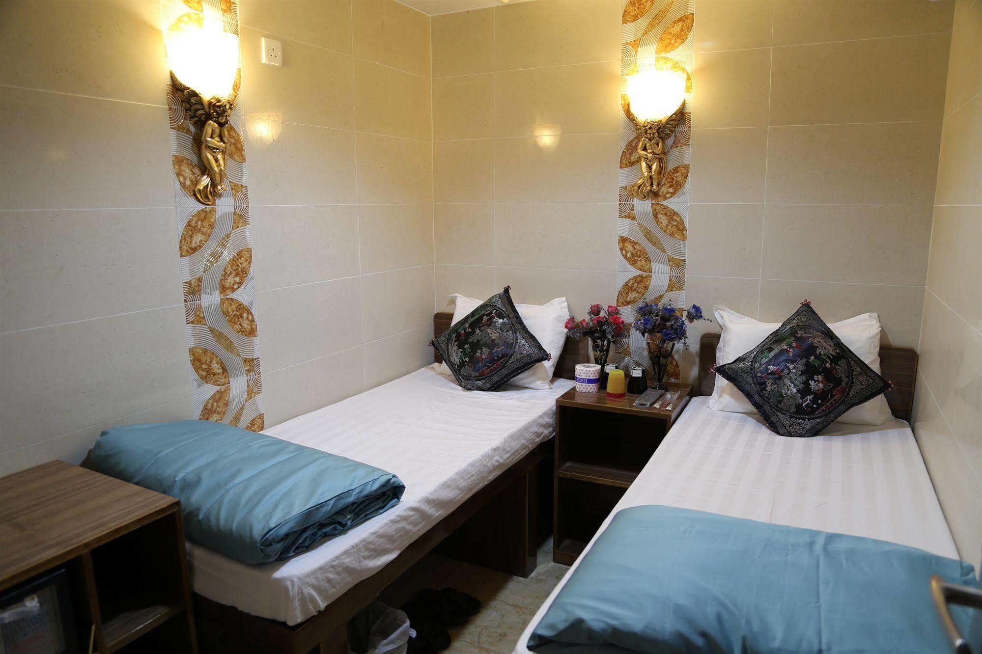 Euro Hostel Hong Kong Esterno foto